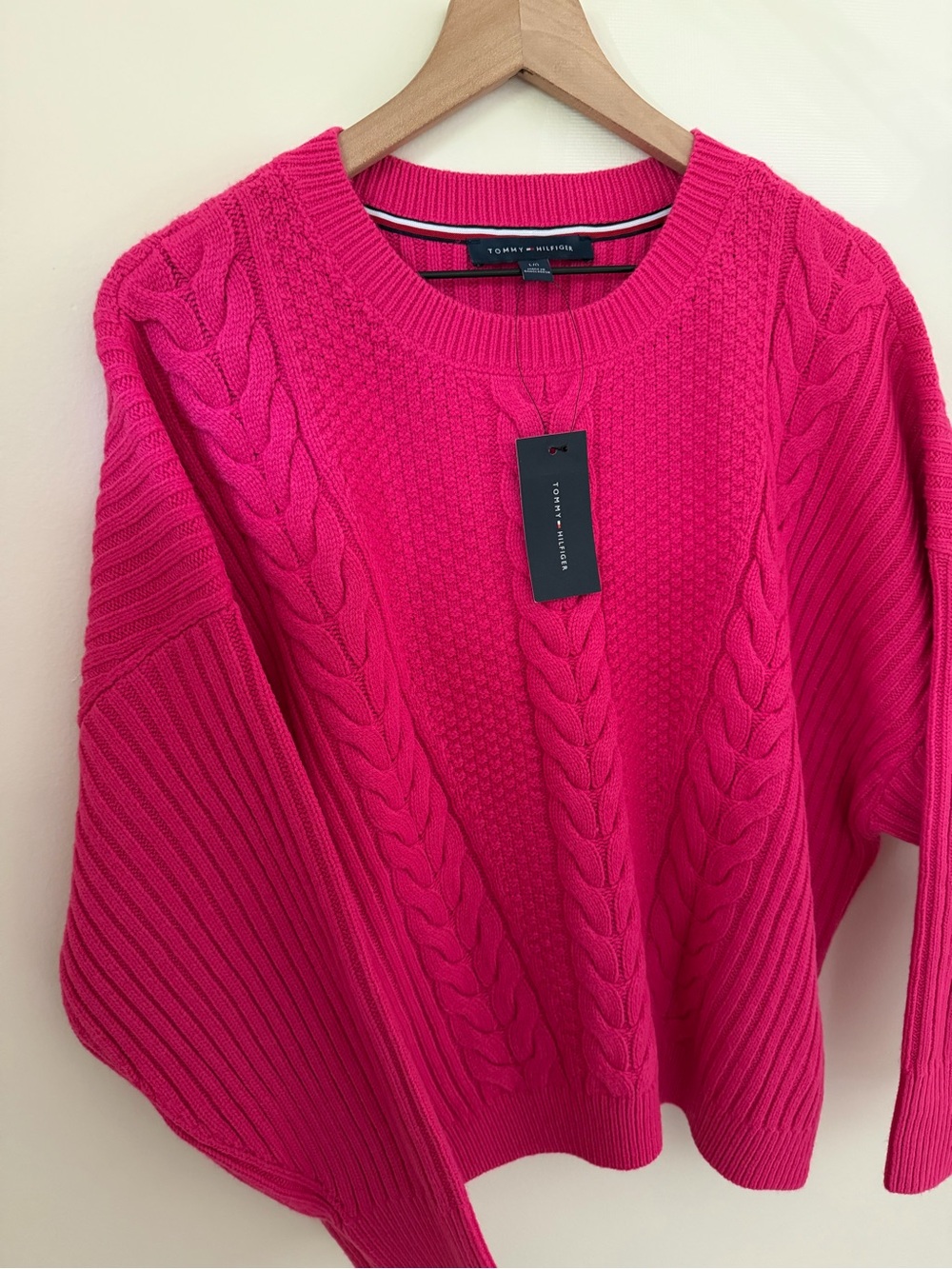 Tommy Hilfiger Pink Cable Knit Crewneck Sweater Women’s Large NWT - Picture 2 of 9